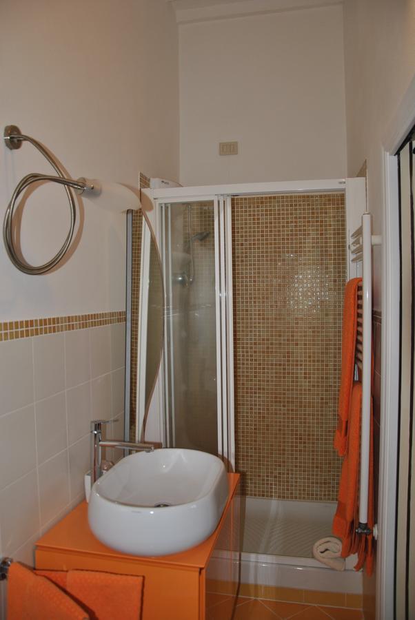 לינה וארוחת בוקר פיינצה Casa Dolce Casa מראה חיצוני תמונה